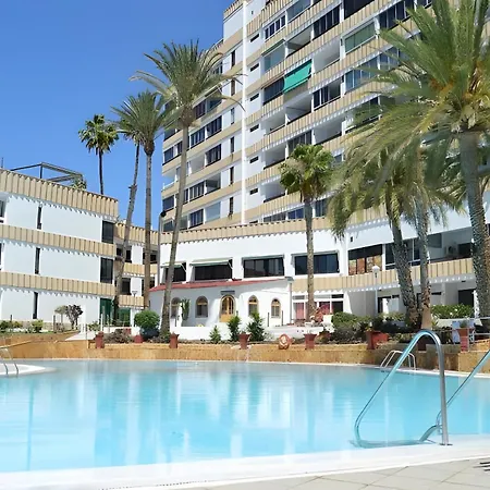 Estudio Yumbo Playa Apartment *