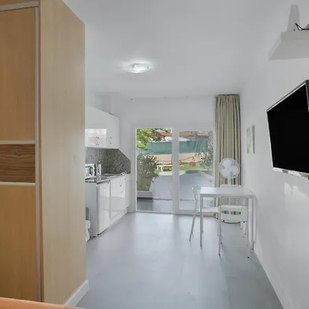 Estudio Yumbo Playa Apartment